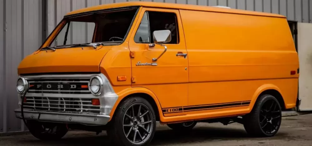 Tesla Cybertruck, une version encore plus cubique